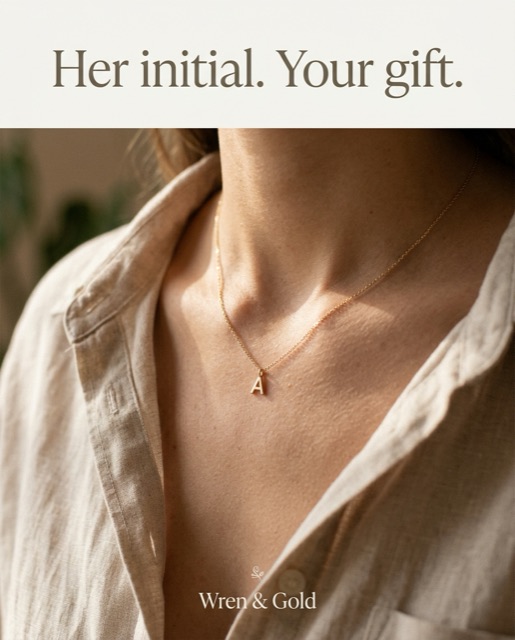 Spec ad for a jewelry brand, gift angle